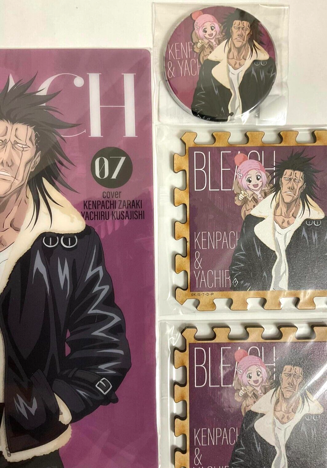 Bleach Winter Outfit Clear File Can Badge Wood Coaster Kenpachi Zaraki Yachiru