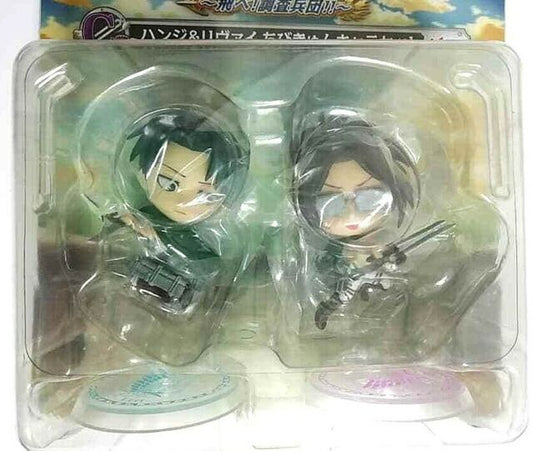 Attack on Titan Mini Action Figure Levi Ackerman Hange Zoe